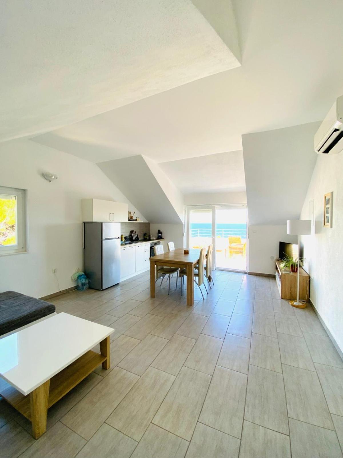 Toro Apartament Sveta Nedelja (Hvar)