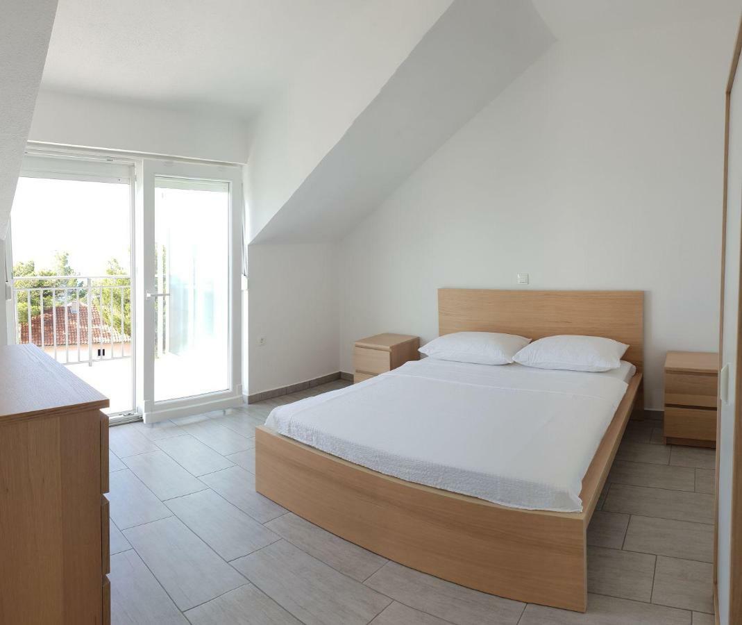 Toro Apartment