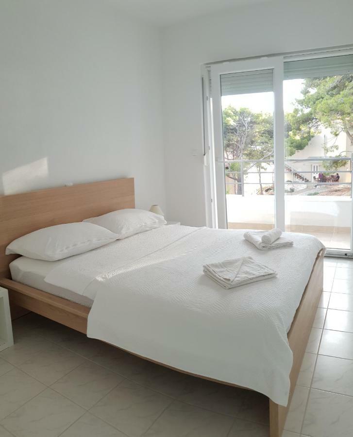 Toro Appartamento Sveta Nedelja (Hvar)