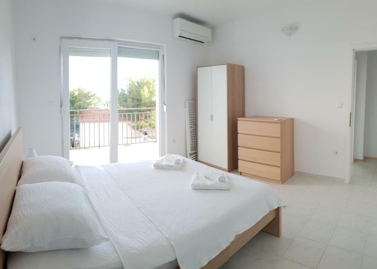 Toro Apartmán Sveta Nedelja (Hvar)